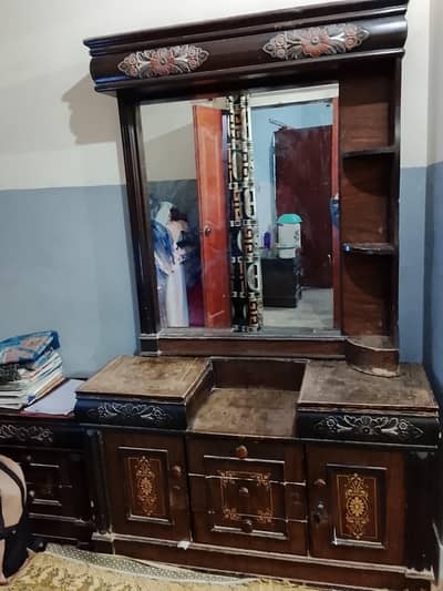 Wooden King size Bed, Wardrobe and showcase and dressing table