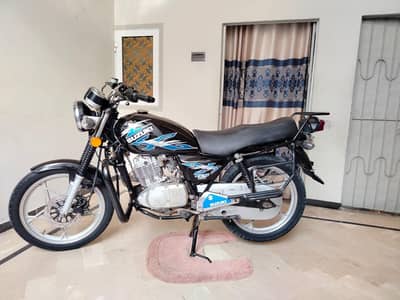Suzuki gs 150 SE