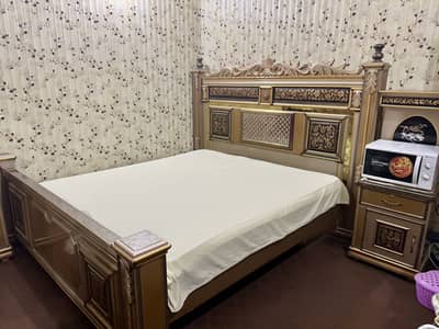 Bed Set Complete Furniture (Showcase, Dressing, side tables) Pure Wood