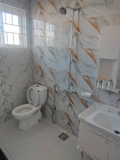 10 Marla brand new full house for rent in overseas sector bahria town phase 8