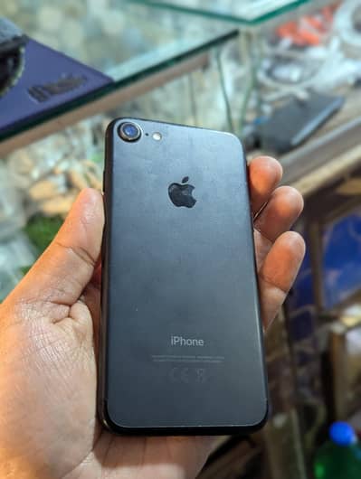 iphone 7  128gb