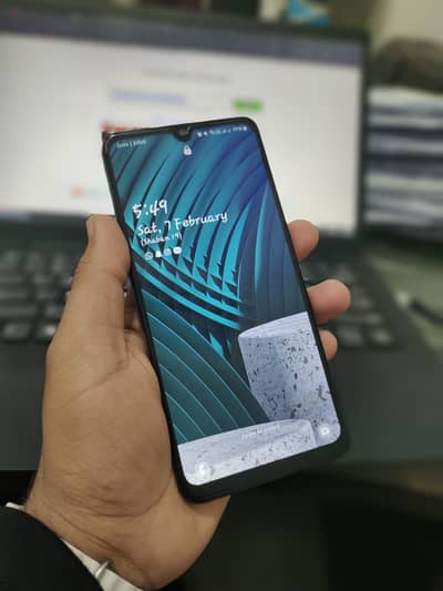 Samsung Galaxy A32 (6GB/128GB) – White – With Box & Charger