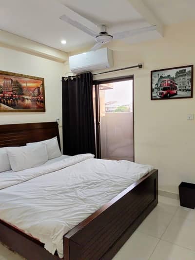 Royal Luxury 1 Bed Apartment for Daily Stay
