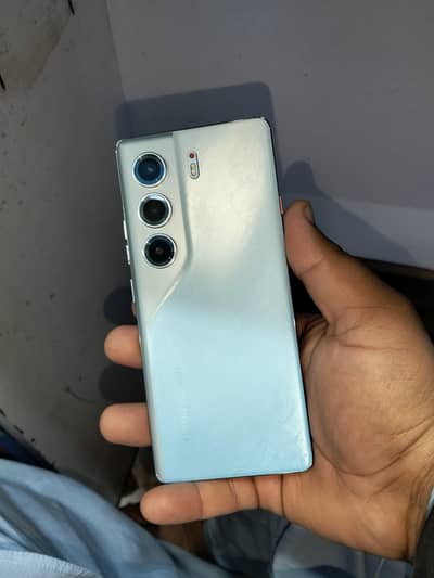 Tecno Camon 40 Pro Just Box Open