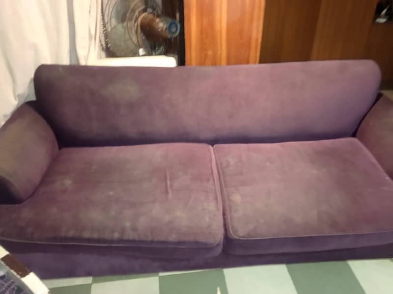 5year old sofa 0