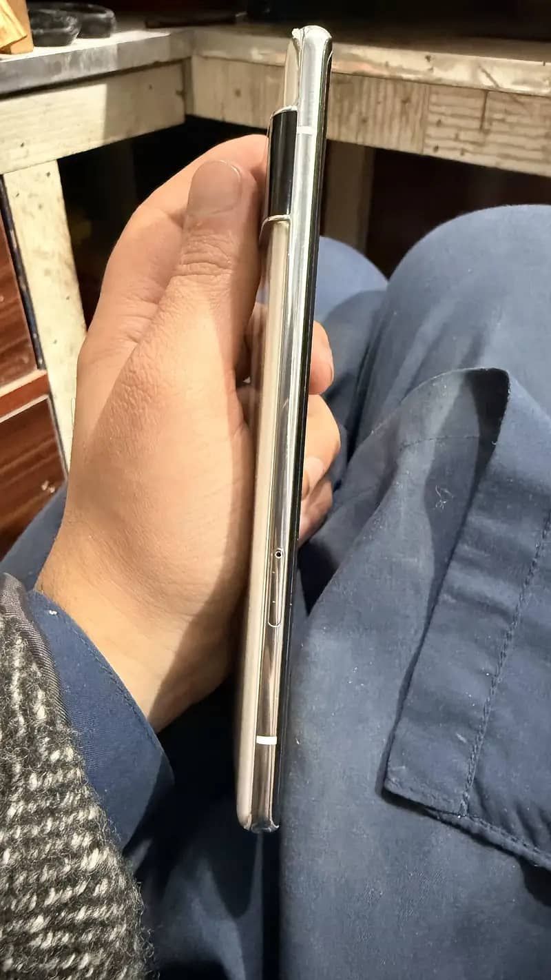 Google Pixel 6 pro 1