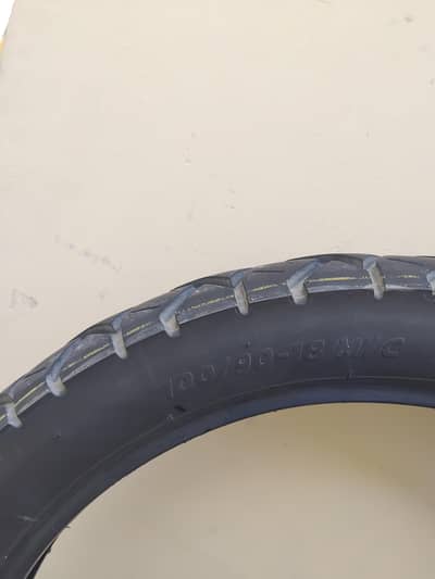 Darson Hulk 100/90-18 for Suzuki, YBR, Honda 150