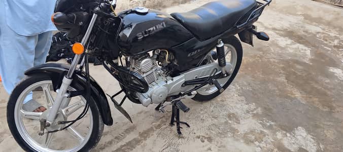 Suzuki 110 2016 model  black color