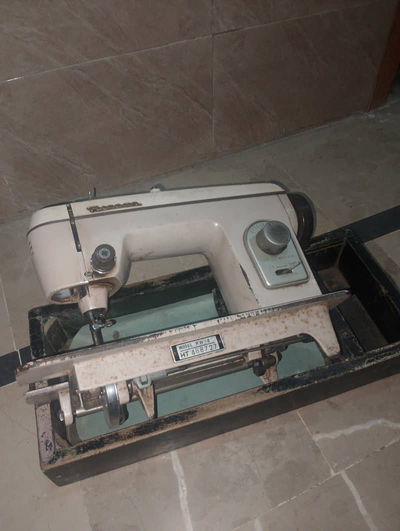 sewing machine 0