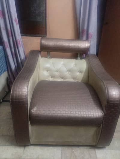 5sitter sofa set used. . .