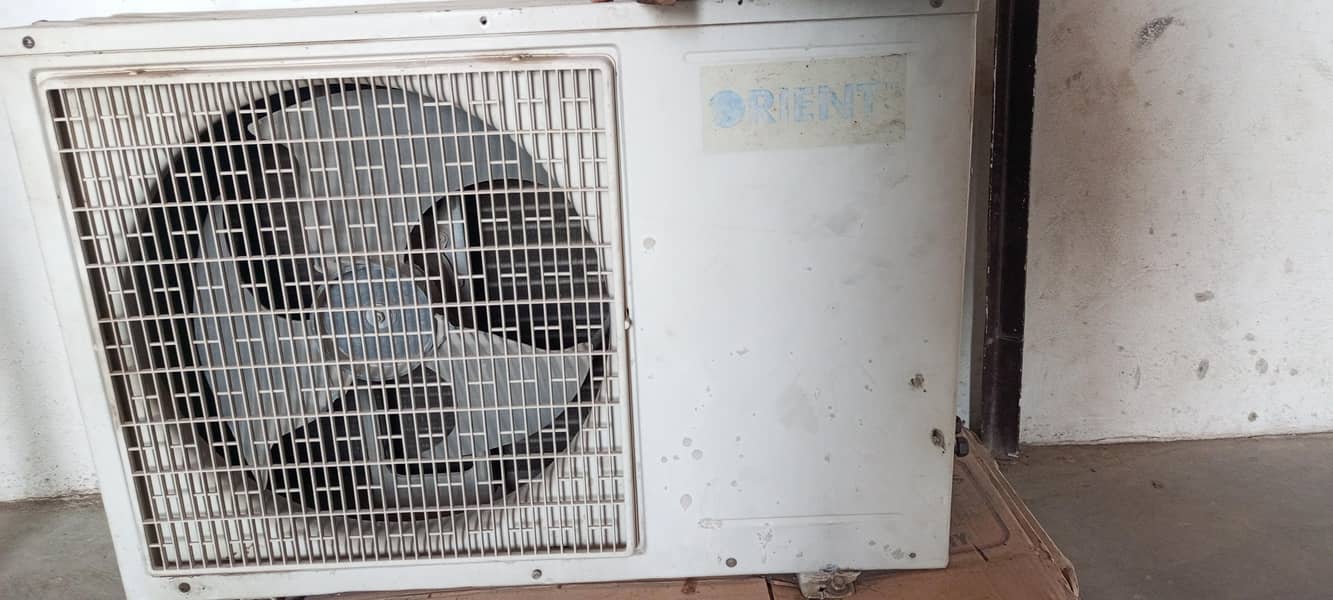 contact . 03365751598 1