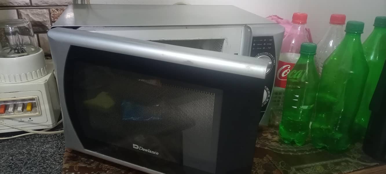 Dawlance microwave 1