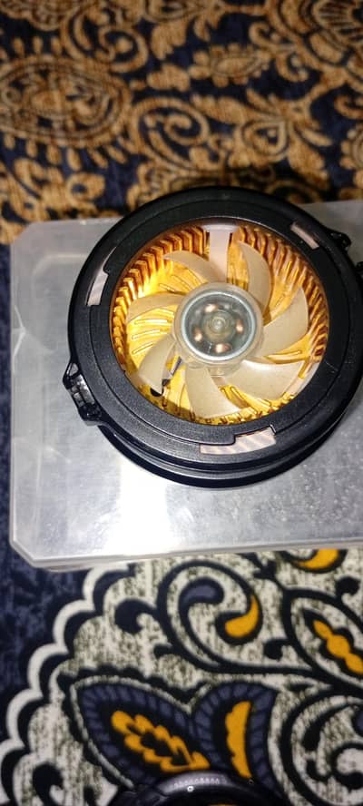 sell cooling fan for gaming 10/10 condition in 3k