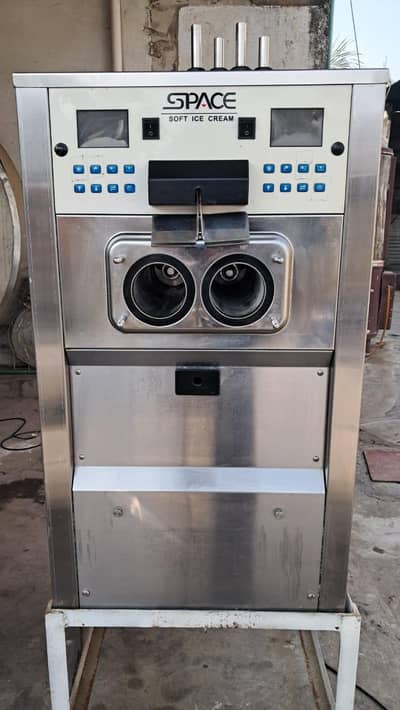 space soft ice cream machine