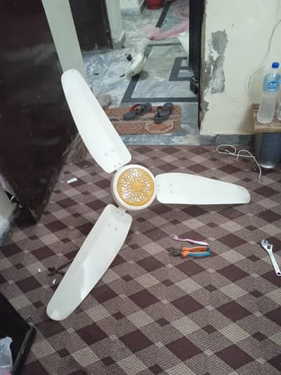 3 cilling Fan 1 GFC 1 Royal 1Agah fan all are copper