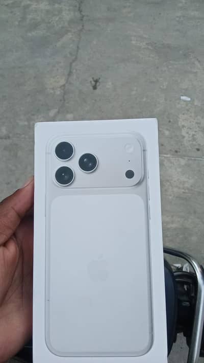 iPhone 17 pro max silver colour branded new 256GB