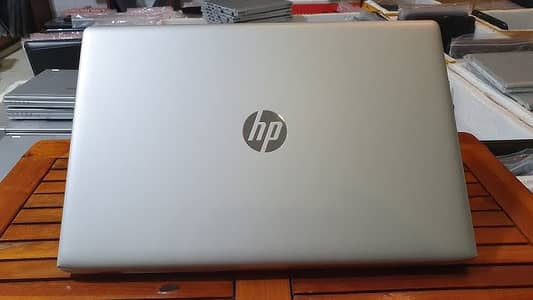 Hp ProBook 470G5 I7 8th Generation 17.3″ (2GB GPU)