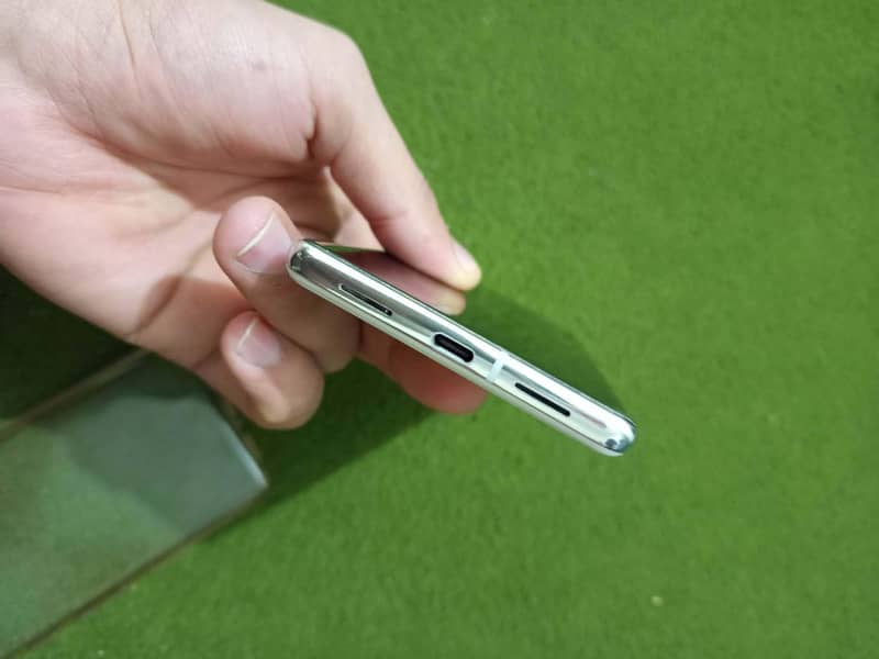 Google pixel 7 pro 4