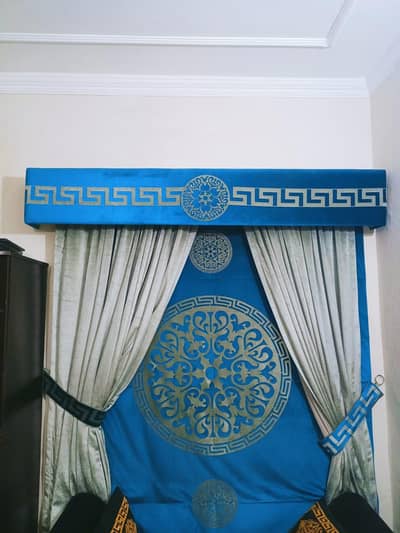 Valvet curtain set for sale