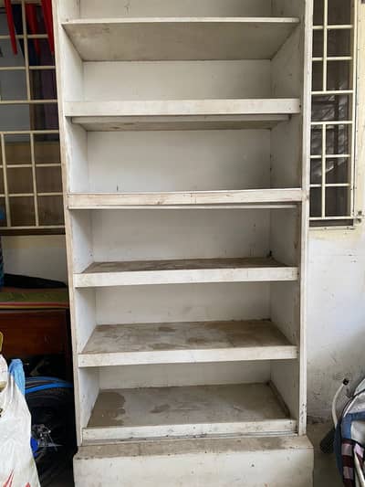 Showcase with mirrors