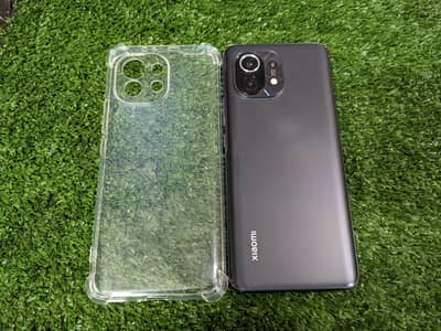 Xiaomi Mi 11 5G Waterpack Non PTA 8/128  Sim working Snapdragon 888