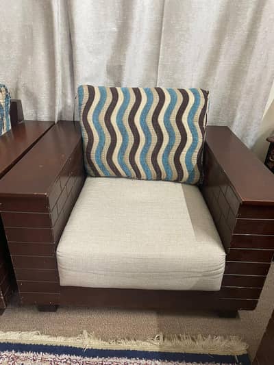 armrest 5 seater sofa in good condition for sale