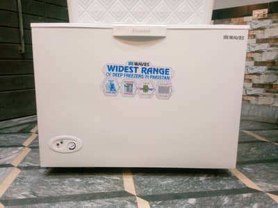 Deel Freezer for sale