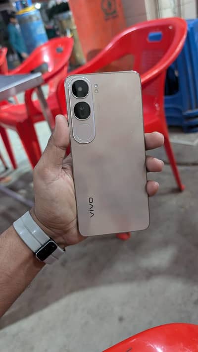 Vivo Y200