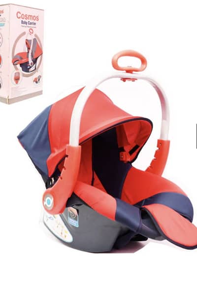 Baby carry cot and car seat