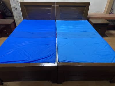 2 Single bed pair with side table