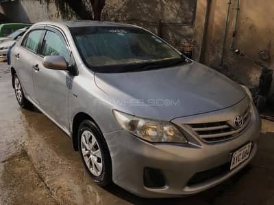 Toyota GLI 2012  urgent slae