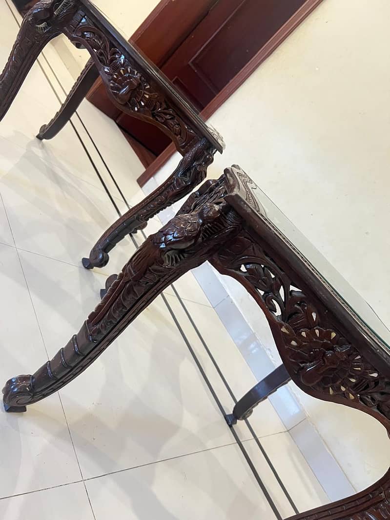 Centre table with 2 side table 9