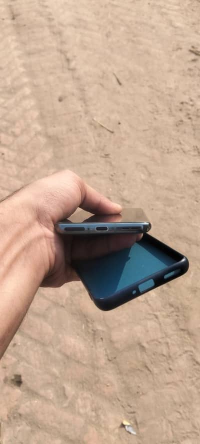 One plus 9pro 5g 12/256