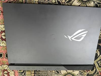 ROG Strix G16 premium