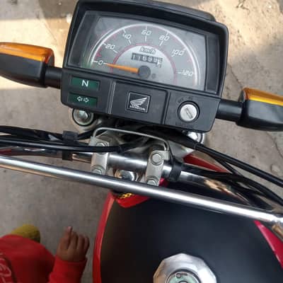 Honda CD 70 2022/23 arman Ali 03224098797