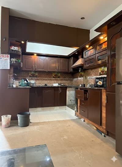 3 Bed /L Portion For Rent in Block 3 Johar