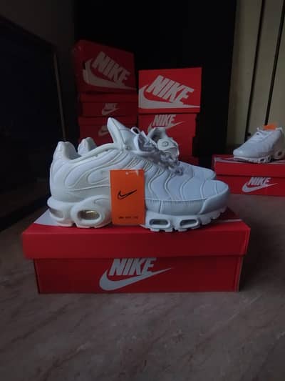Nike Air Max Plus Triple White TN Shoes For Sell
