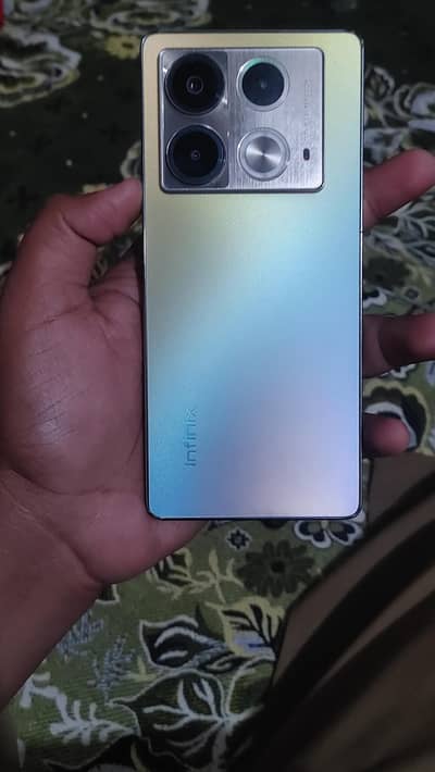 with box charger 8/256 10by 9.5