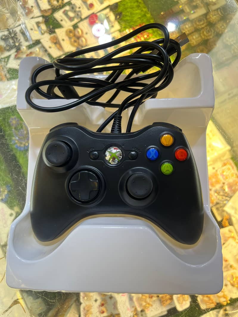 Xbox 360 controller 1