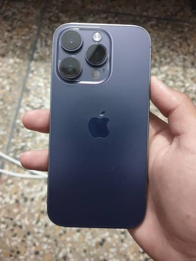 iPhone 14 pro {256} 85 battery health water resistance 03026836391