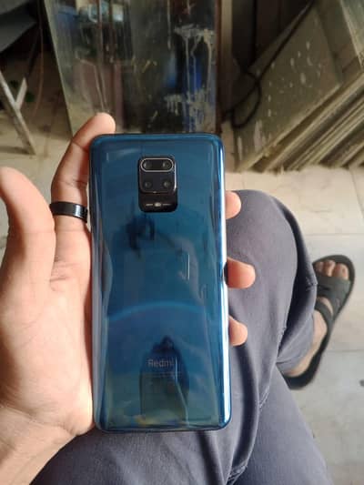 blue look.  6/128.    dragon phone redmi