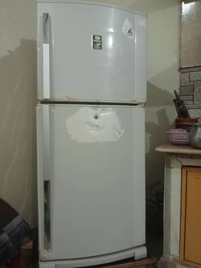 Dawlance fridge for sale