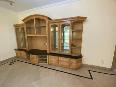 Renovated 5 Bedroom House