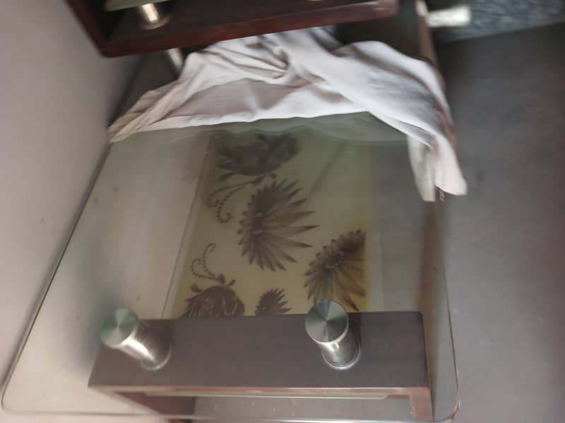 centre and side table set 1