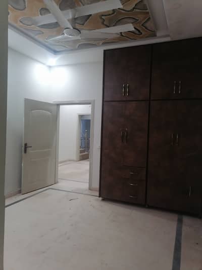 Single story house 5 marla available for rent