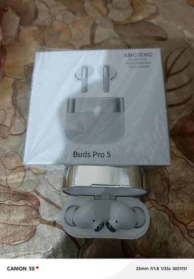 Buds 5 pro