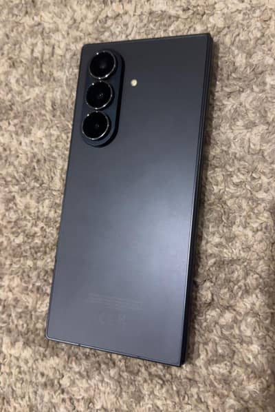 sumsung Z fold 7 non pta SIM time over 12/256 complete box