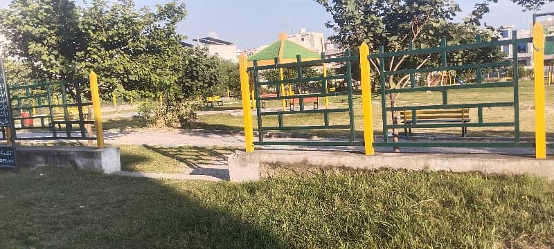 7 Marla Ideal Corner Plot 17