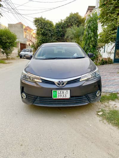 Toyota Corolla Auto GLi 2019/2020 Lahore Registered