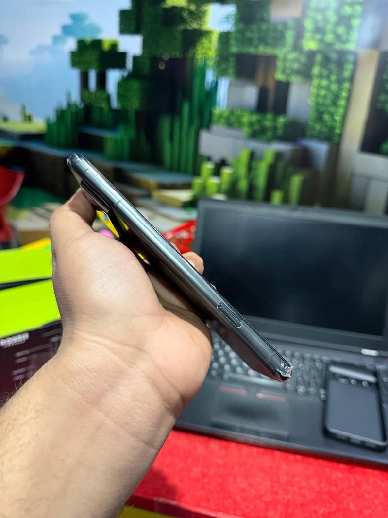 Google pixel 8 pro 4